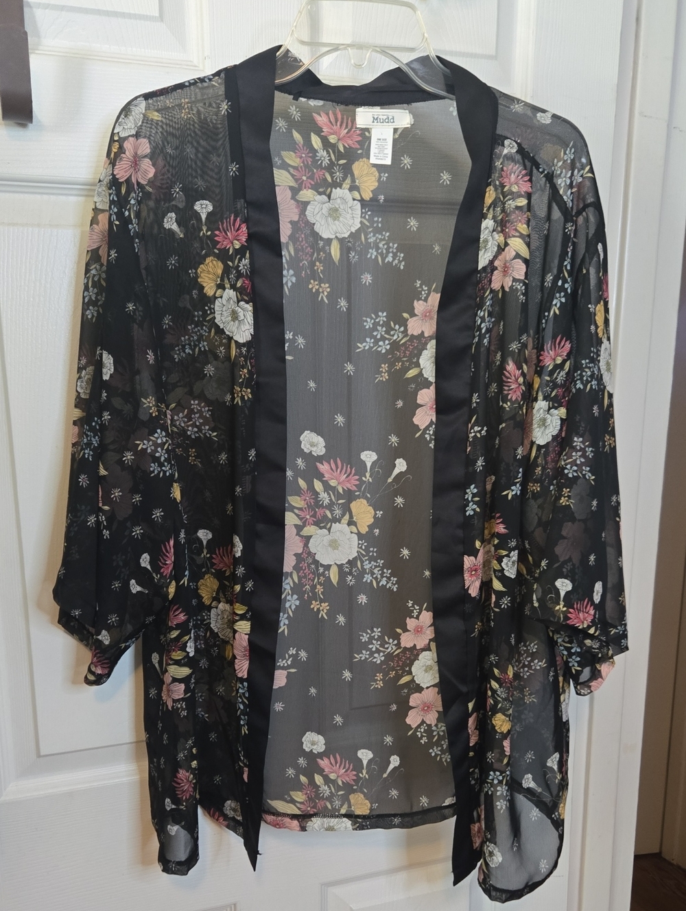 Mudd Black Floral Sheer Kimono Robe